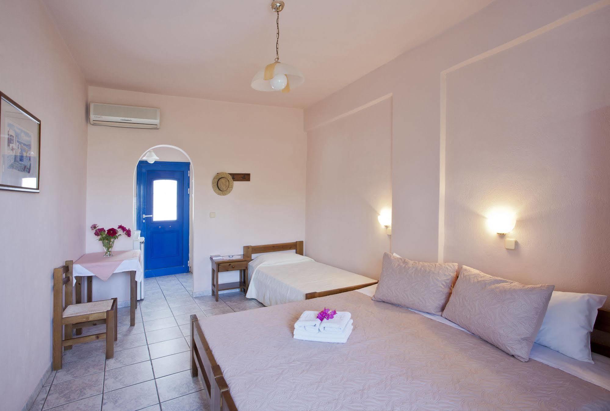 Stefano Apartments Naoussa Exterior foto