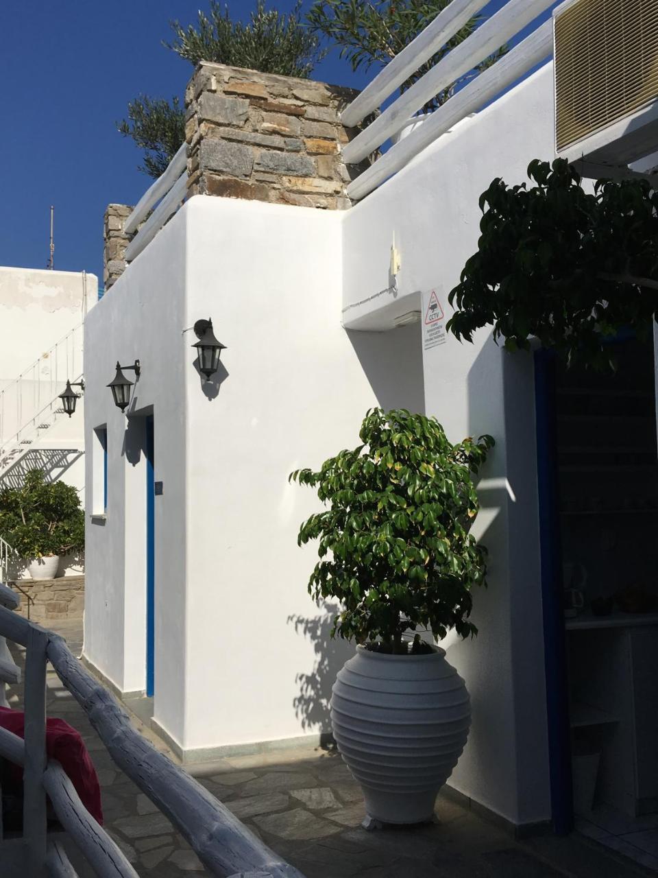 Stefano Apartments Naoussa Exterior foto